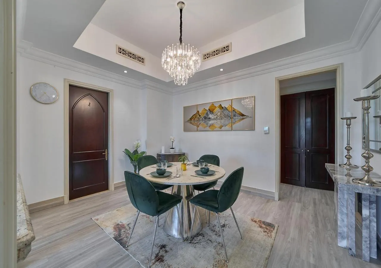 Apartment Burj Khalifa Partial View Peak Living Luxury 2Br Souk Al-Bahar Beside Dubai Mall-Golden Homes United Arab Emirates